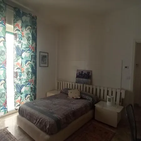 Matrimoniale Francese Con Bagno Privato Affittacamere Noicattaro
