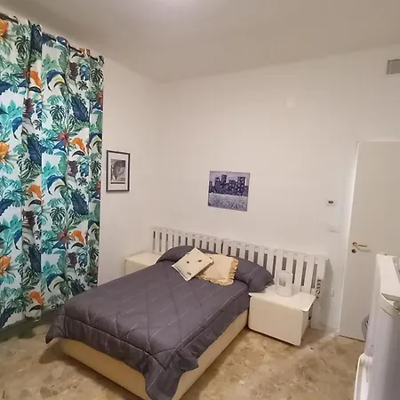 Matrimoniale Francese Con Bagno Privato 3* Noicattaro