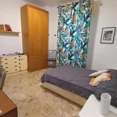 Casa de hóspedes Matrimoniale Francese Con Bagno Privato